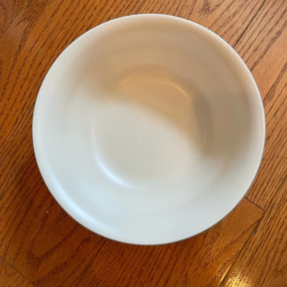 Pfaltzgraff Remembrance Vegetable Bowl with pink & white flowers.